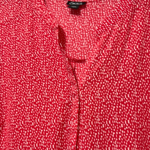 Simply Emma Red and White Relaxed Blouse with Mandarin Collar - Picture 3 of 6